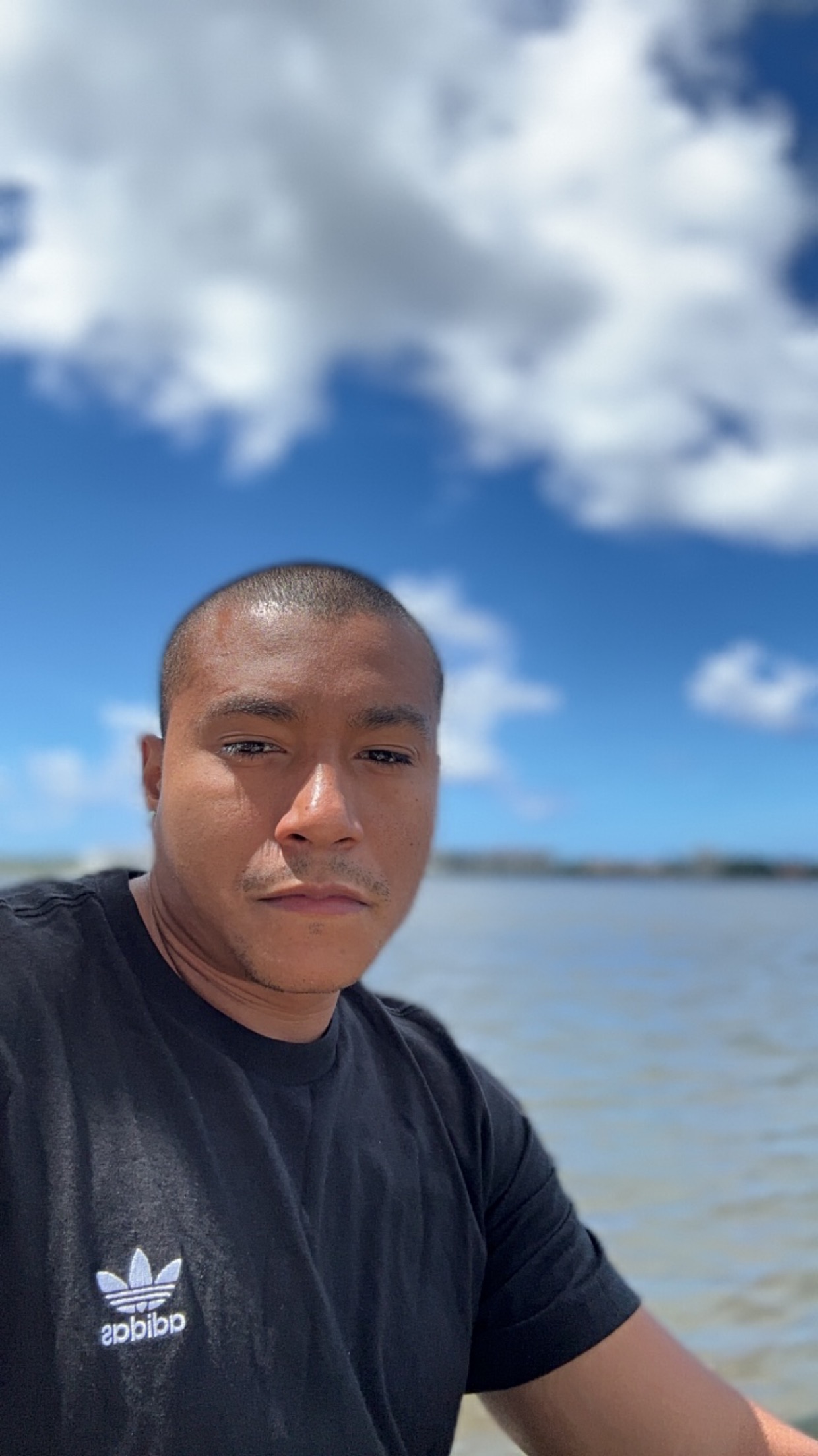 profile picture of alexander barrera